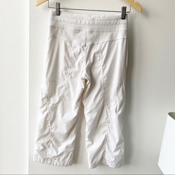 Lululemon White Dance Studio Lined Cropped Pants - Picture 5 of 12